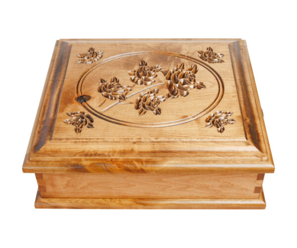 Silverware Chest With Rose Lid